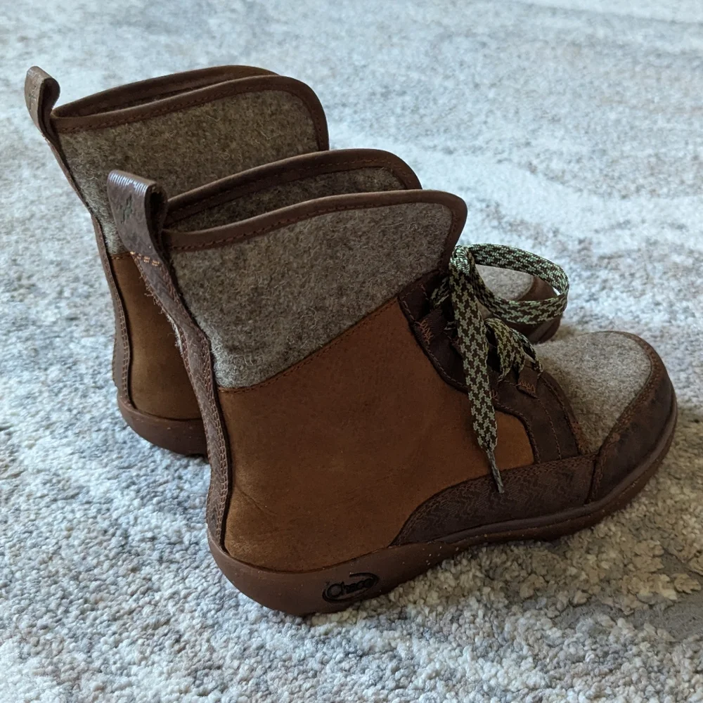 Chaco Women's Barbary‎ Boot (Sz 7)